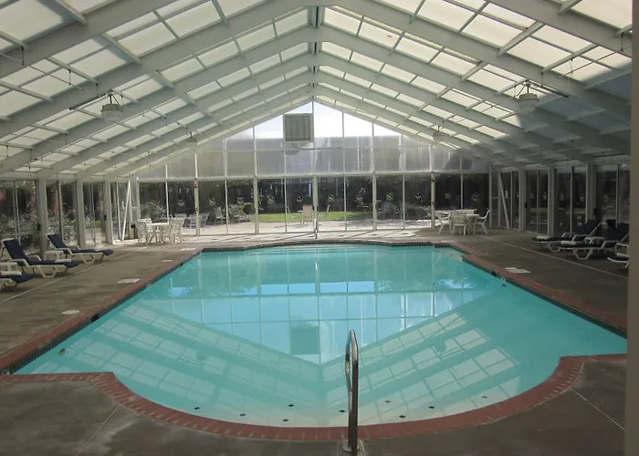 Quality Suites Lake Wright - Norfolk Airport