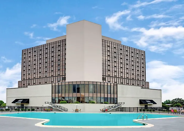 Wyndham Garden Norfolk Downtown